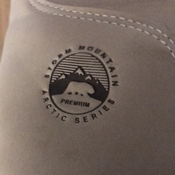 NWOT  Storm Mountain Arctic series boot - Picture 2 of 11